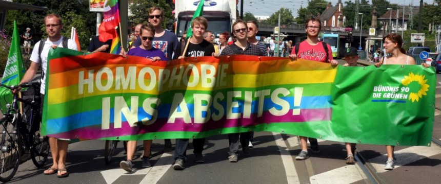 Demonstration gegen „Homophobie“: Homosexuellenfeindlichkeit im Sport? Foto: picture alliance / ZB