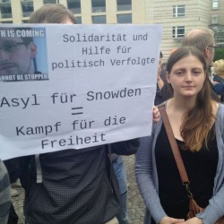 Pro-Edward-Snowden-Demo in Berlin (Juli 2013) (Fotos (2): rg