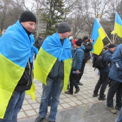 proukrainische Demonstranten in Simferopol Foto: Billiy Six