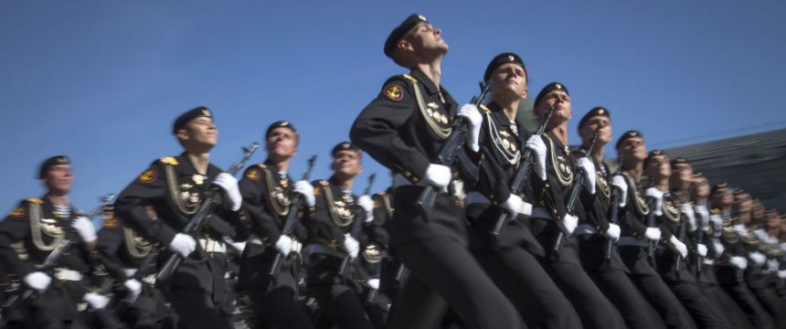 Russische Militärparade anläßlich des Sieges über Deutschland (2013) Foto: picture alliance / AP Photo 