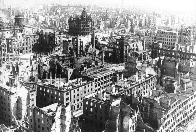 Kriegszerstörtes Dresden