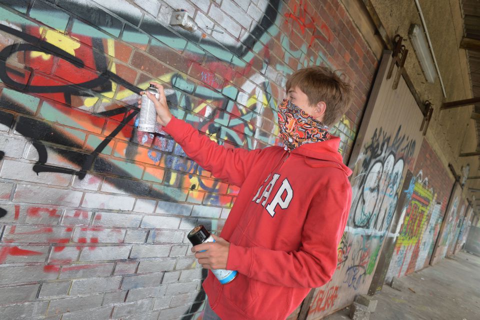 Graffiti-Sprayer (Symbolbild)