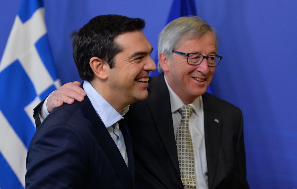 Alexis Tsipras (r) und Jean-Claude Juncker