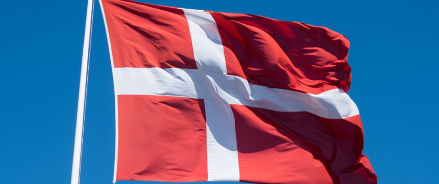 Dänische Flagge: Asylgesetze verschärft Foto: dpa