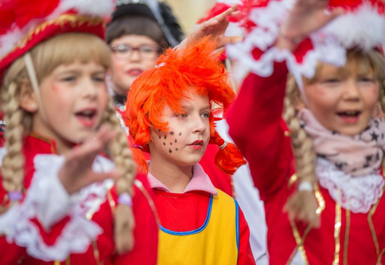 Kinder während des Karneval (Symbolbild)