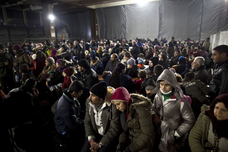 Asylbewerber kommen in Deutschland an