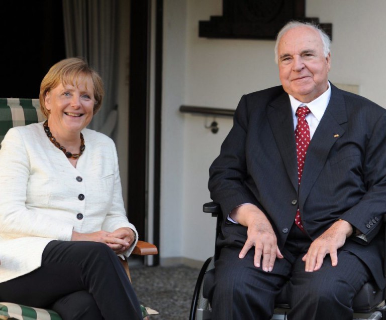 Kanzlerin und Altkanzler (beide CDU)