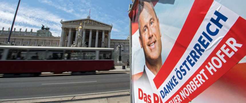 Wahlplakat: Brüssel muß weiter zittern Foto: dpa