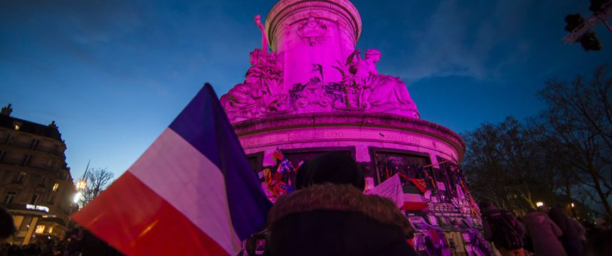 Paris: Bewohner gedenken Opfer muslimischen Terrors Foto: dpa