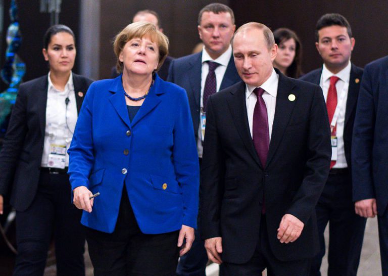 Merkel und Putin (2015)