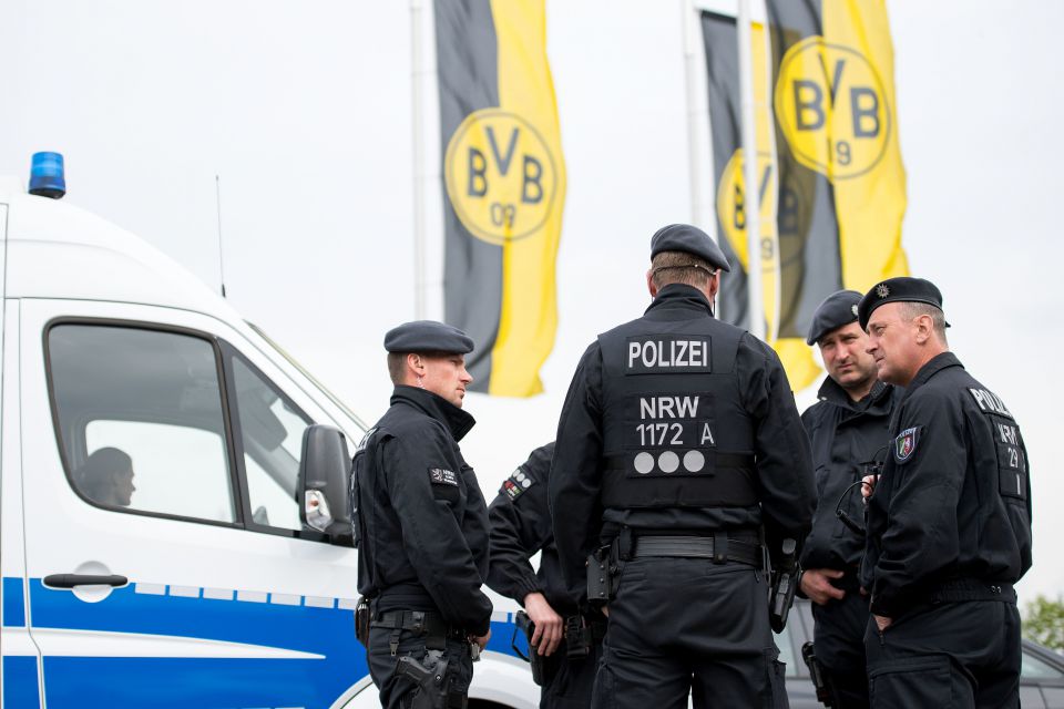 Polizei vor BVB-Trainigsgelände