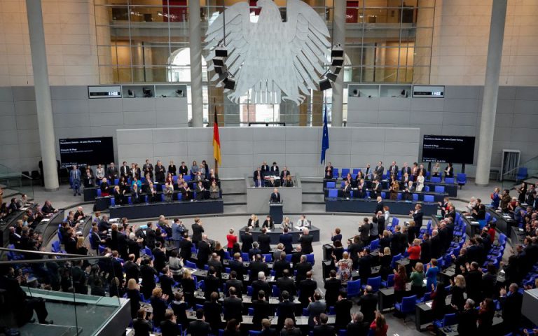 Festakt im Bundestag