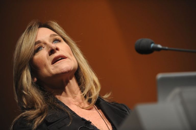 Angela Ahrendts