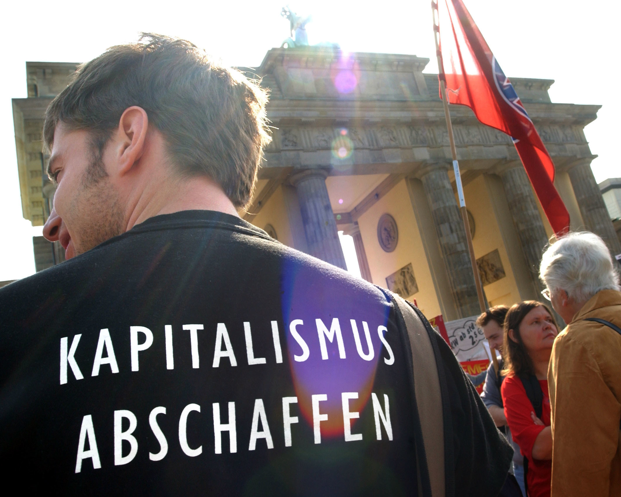 Kapitalismus: Mehrzahl glaubt, das herrschende Wirtschaftssystem schade mehr als es hilft Foto: dpa