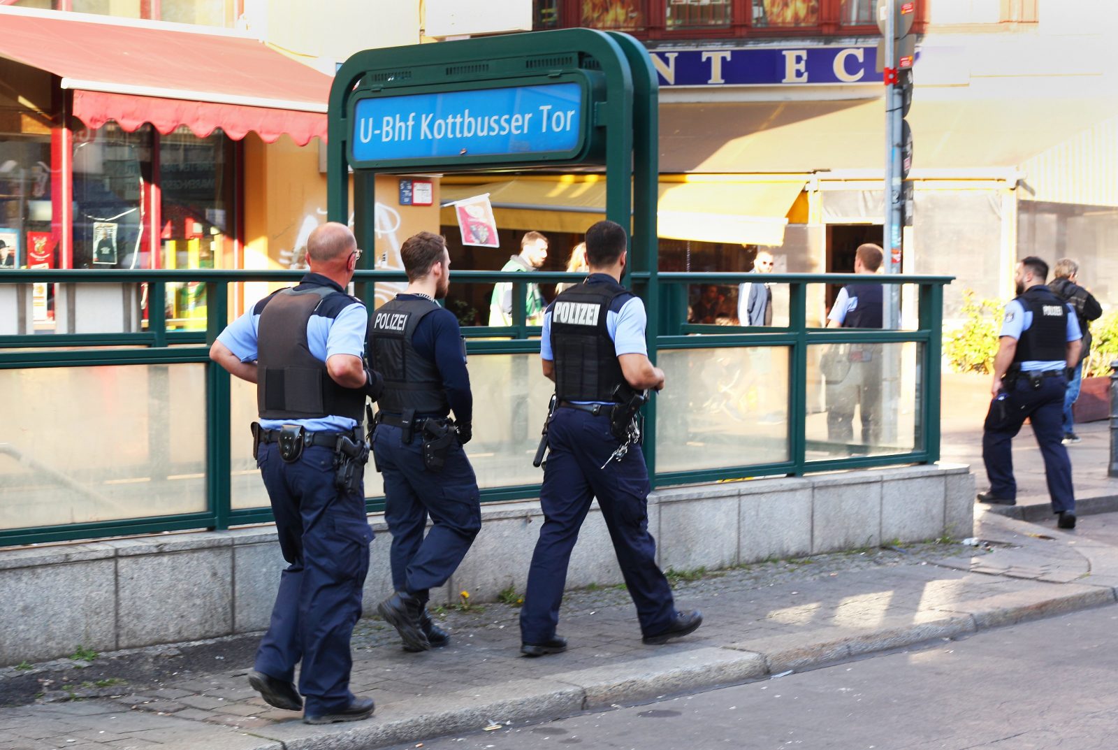 Polizei am Kottbusser Tor