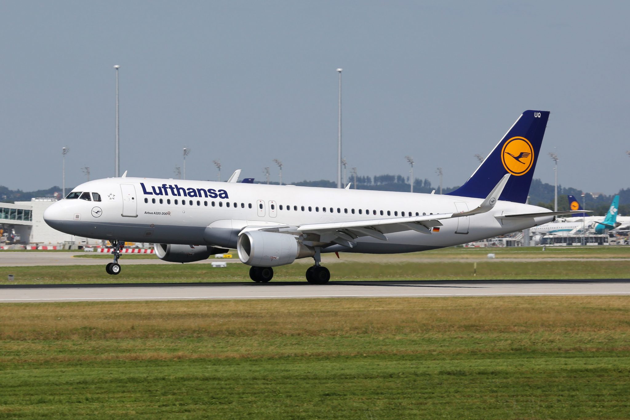 Lufthansa Airbus A320 Flugzeug Flughafen München