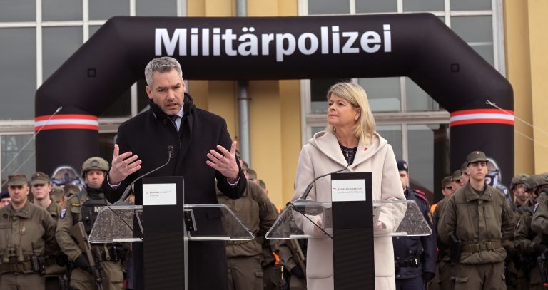 Karl Nehammer und Klaudia Tanner (beide ÖVP)