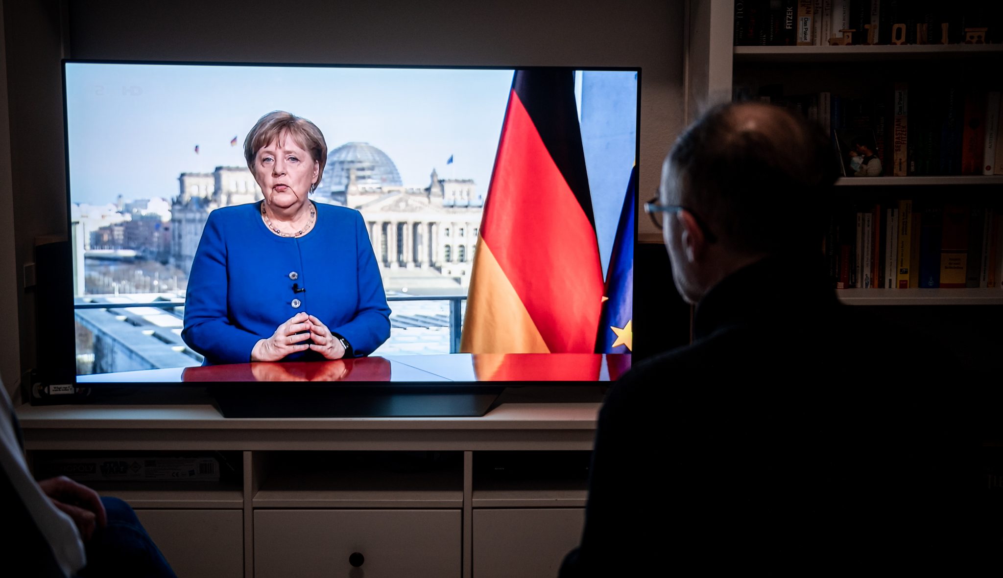 Angela Merkel (CDU) hält Fernsehansprache