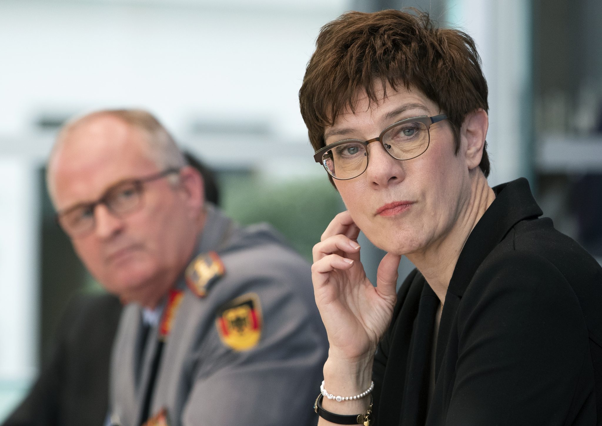 Bundesverteidigungsministerin Annegret Kramp-Karrenbauer (CDU) beklagt eine "toxische Führungskultur" in Teilen des KSK Foto: picture alliance / AP Photo