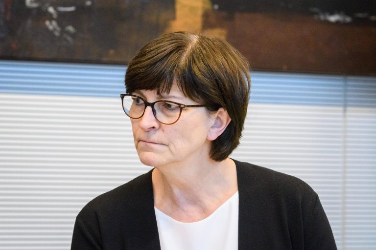SPD-Chefin Saskia Esken Foto: imago images / Christian Spicker