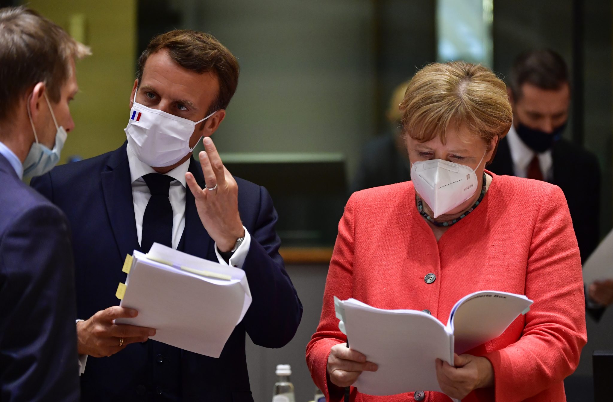 Emmanuel Macron (En Marche) und Angela Merkel (CDU)