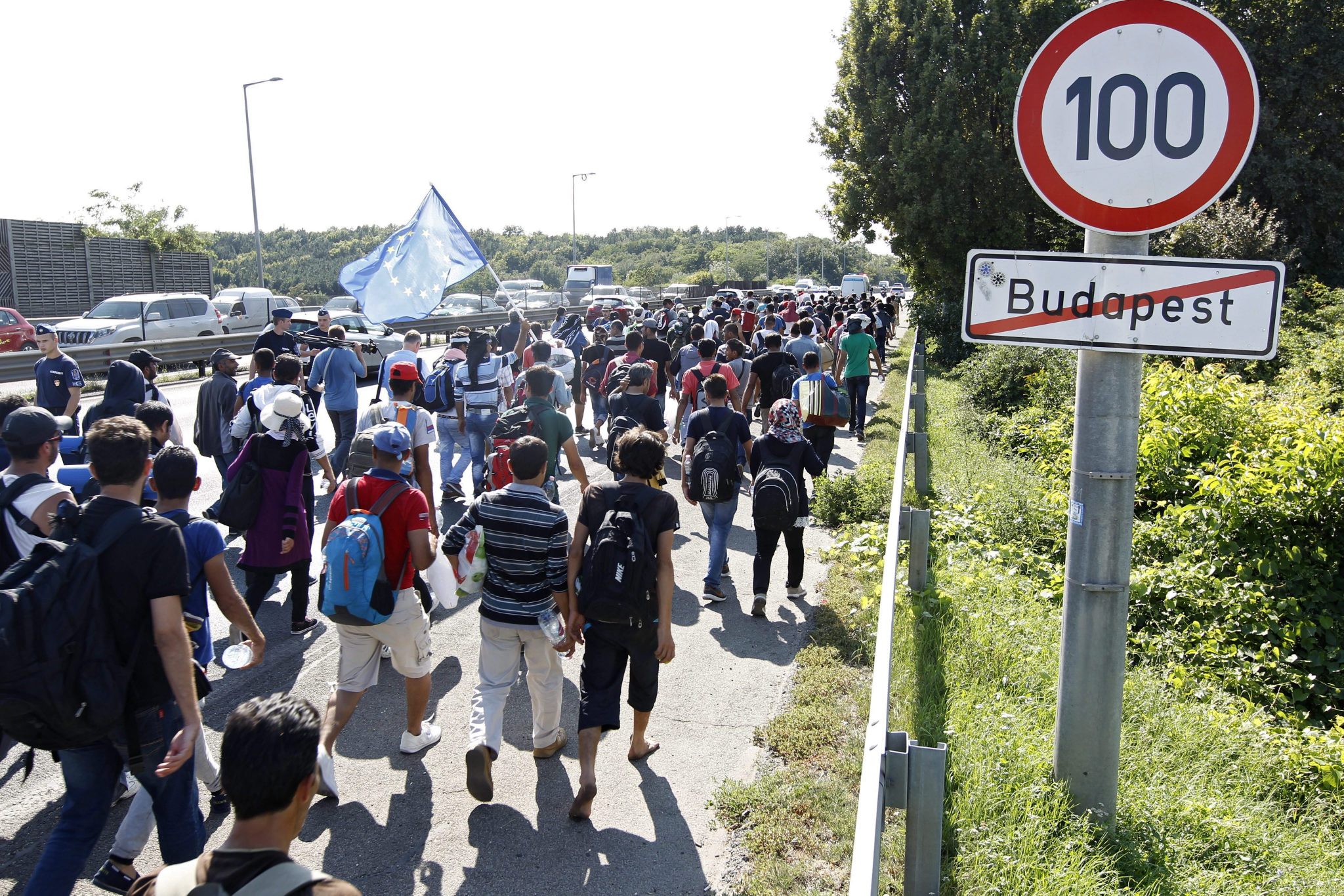 Migrantenstrom 2015 in Richtung Deutschland Foto: picture alliance/Zoltan Balogh/epa/dpa