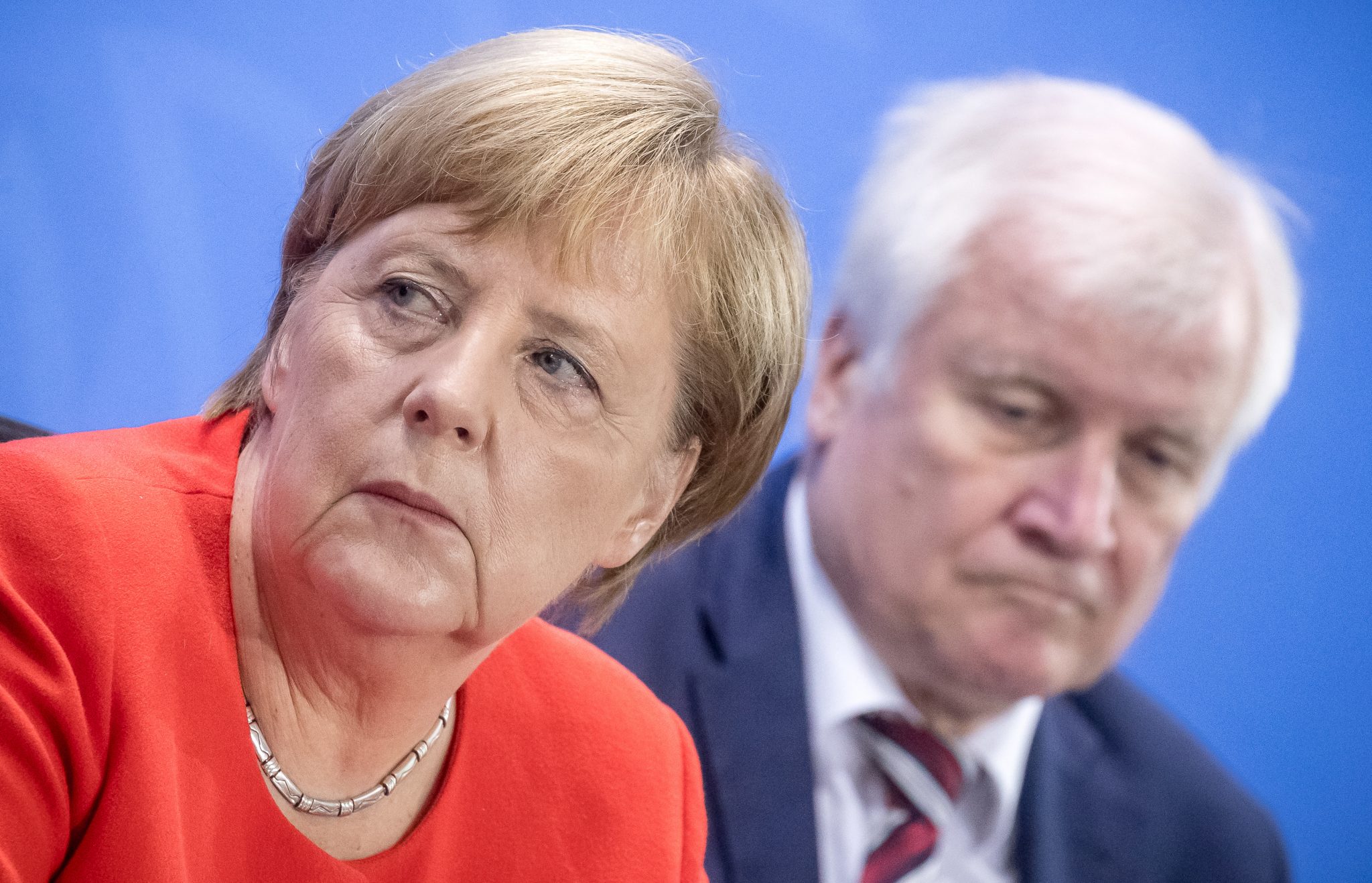 Kanzlerin Angela Merkel (CDU) und Innenminister Horst Seehofer (CSU): Aufnahme von Moria-Migrantne