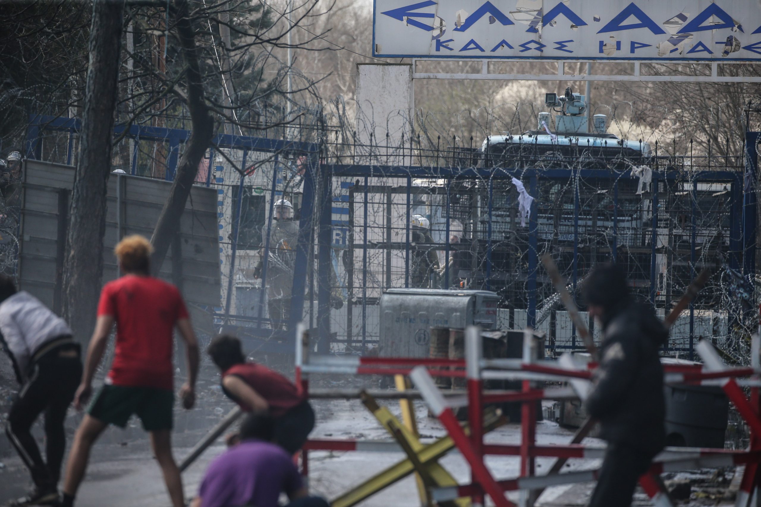 Gewaltbereite Migranten an türkisch-griechischer Grenze Foto: picture alliance / AA
