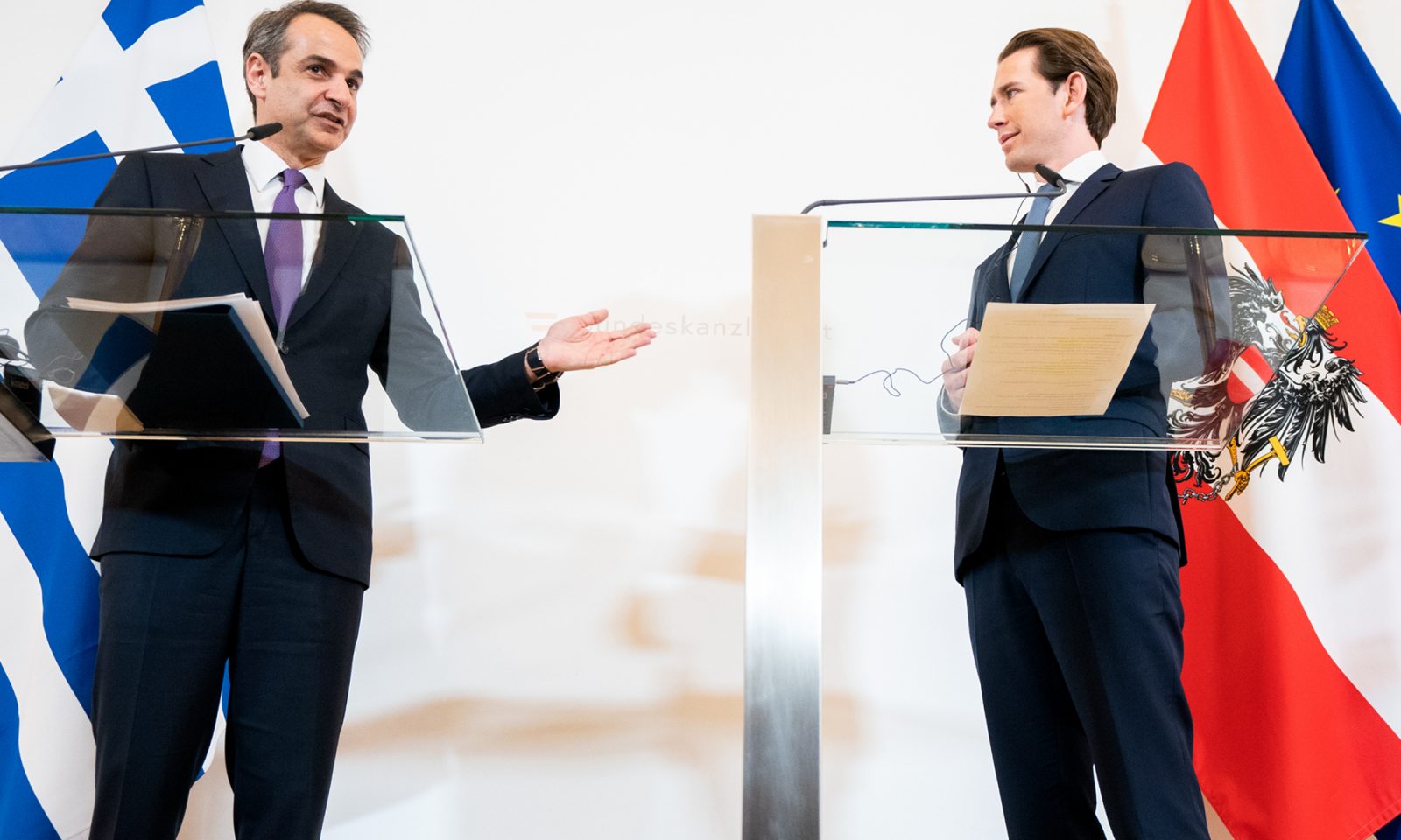 Κυριάκος Μητσοτάκης (αριστερά) και Sebastian Kurz