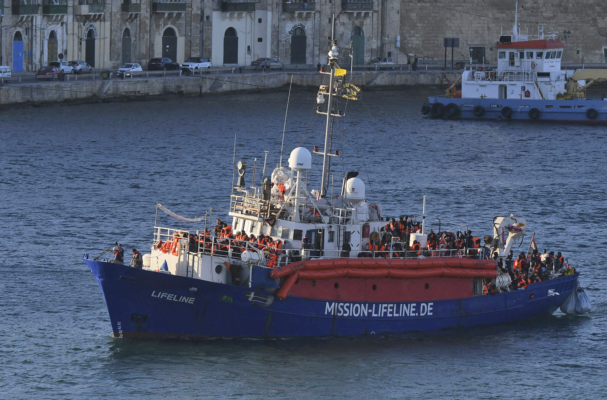 „Mission Lifeline“ bringt Migranten nach Malta