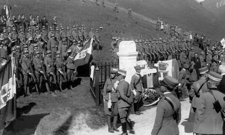 Enthüllung des neuen Grenzsteines am Brennerpaß 1921: Die Befreiung der angeblich „unerlösten“ italienischen Gebiete als Kriegsziel
