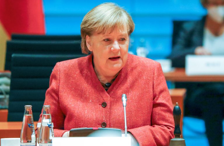 Der Lockdown bereitet Bundeskanzlerin Angela Merkel (CDU) Sorge hinsichtlich der Bildung von Migrantenkindern Foto: picture alliance/dpa/Reuters/Pool | Fabrizio Bensch