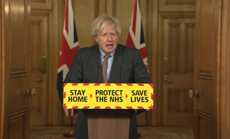 Großbritanniens Premierminister Boris Johnson und seine Regierung ernten Kritik für die Werbung ihrer "Stay Home, Save Life"-Kampagne Foto: picture alliance / empics | PA Video