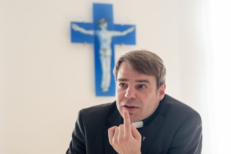 Bischof Stefan Oster: Gefühle dürften kein Argument dafür sein, die Diskursfreiheit einzuschränken