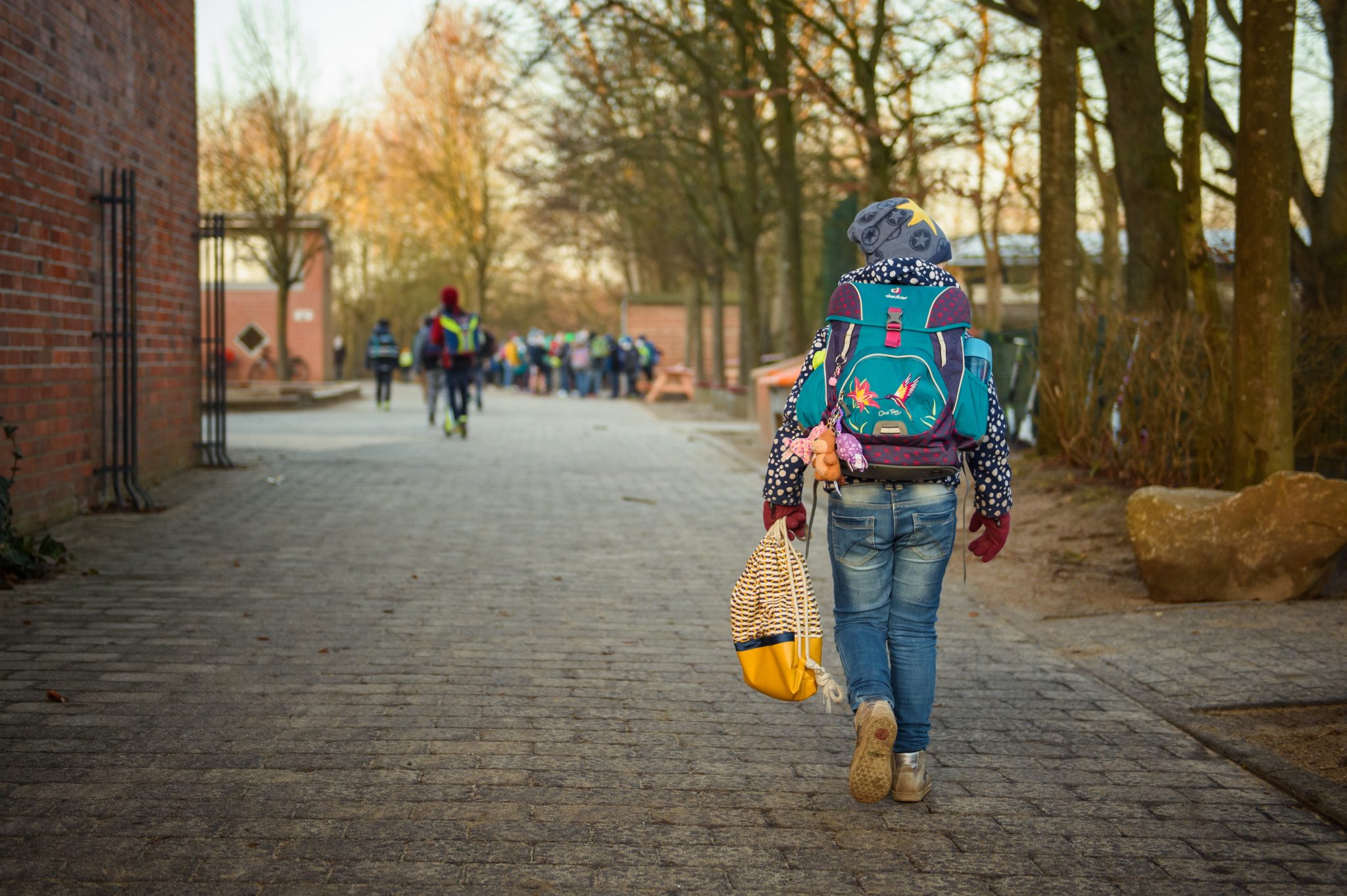 Nach Monaten des Homeschooling öffnen weitere Bundesländer wieder ihre Schulen Foto: picture alliance/dpa | Gregor Fischer