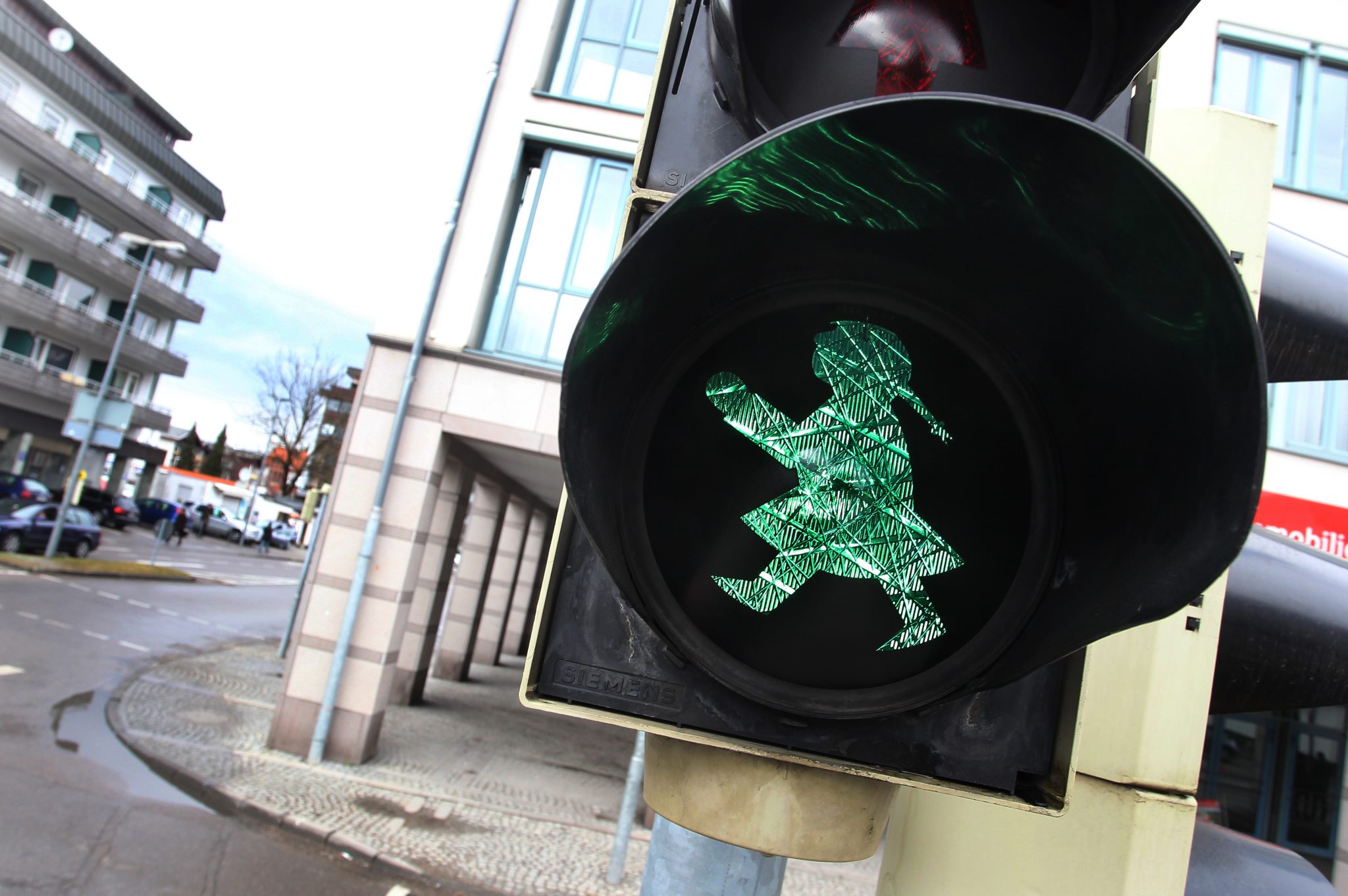 Damit Frauen im Straßenverkehr nicht zu kurz kommen, legen sich SPD und Grüne in München ins Zeug (Symbolbild) Foto: picture alliance / dpa | Karl-Josef Hildenbrand