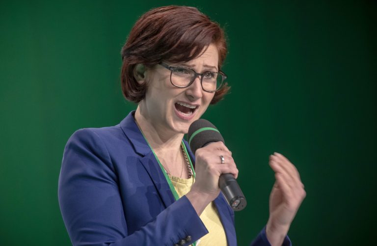 Die Vorsitzende der „Neue deutschen Medienmacher“, Ferda Ataman: „Diveristy“ sei „Chef:innensache“