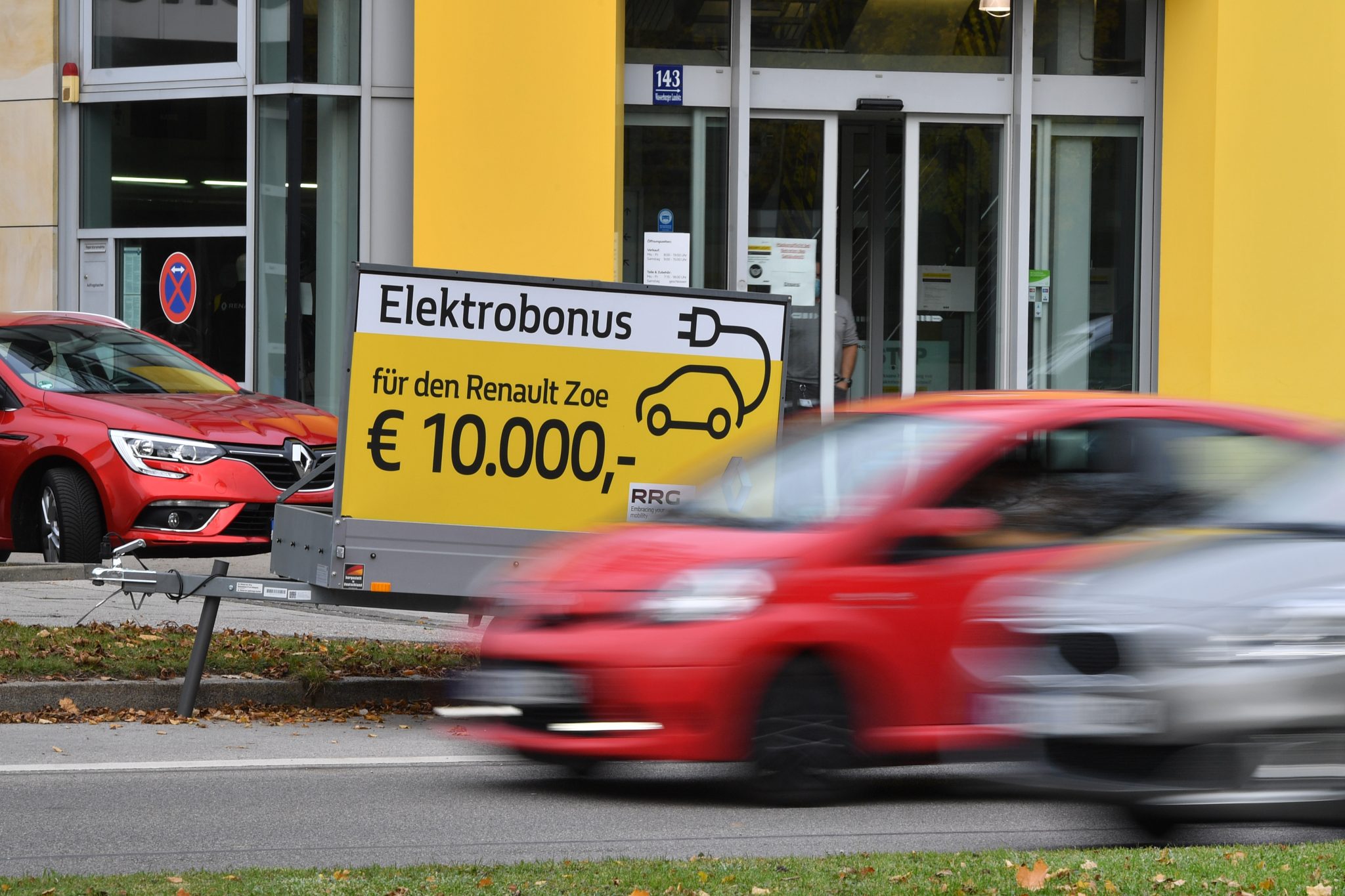 Händler wirbt mit Elektroauto-Förderung