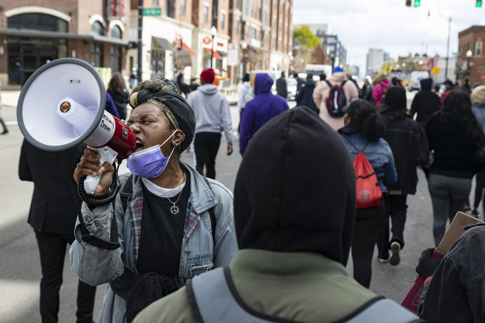 Demonstranten protestieren in Columbus, Ohio gegen die Polizei