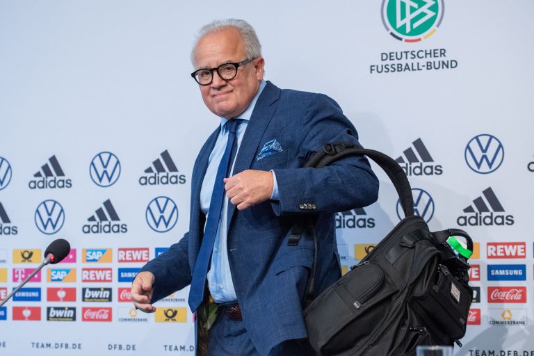 Fritz Keller räumt seinen Stuhl als DFB-Präsident und tritt nach Foto: picture alliance / SvenSimon | Elmar Kremser/SVEN SIMON