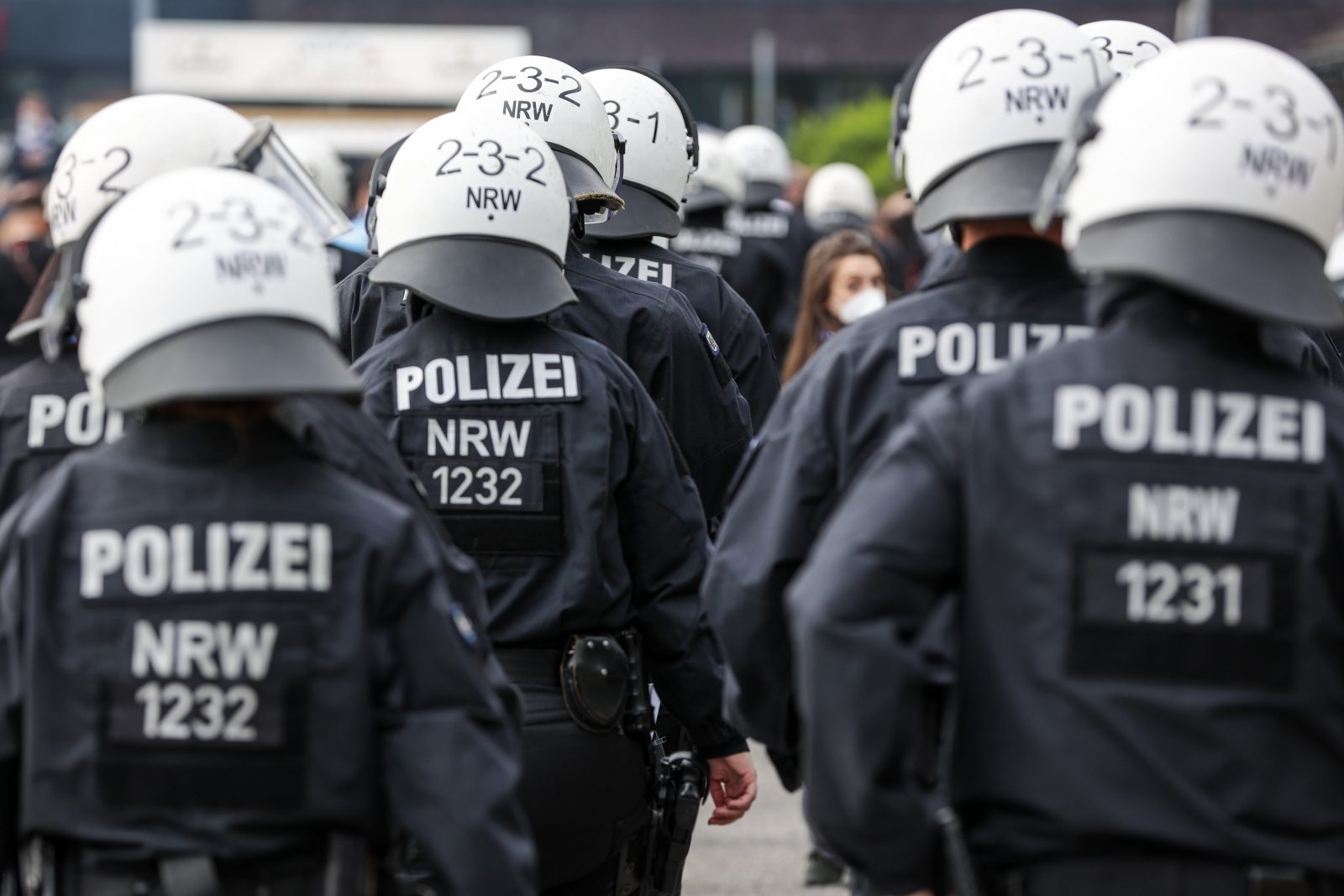 Beamte im Einsatz: Initiative kritisiert Polizeigewalt in Deutschland