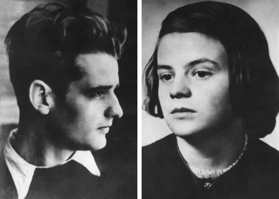 Sophie (rechts) und Hans Scholl
