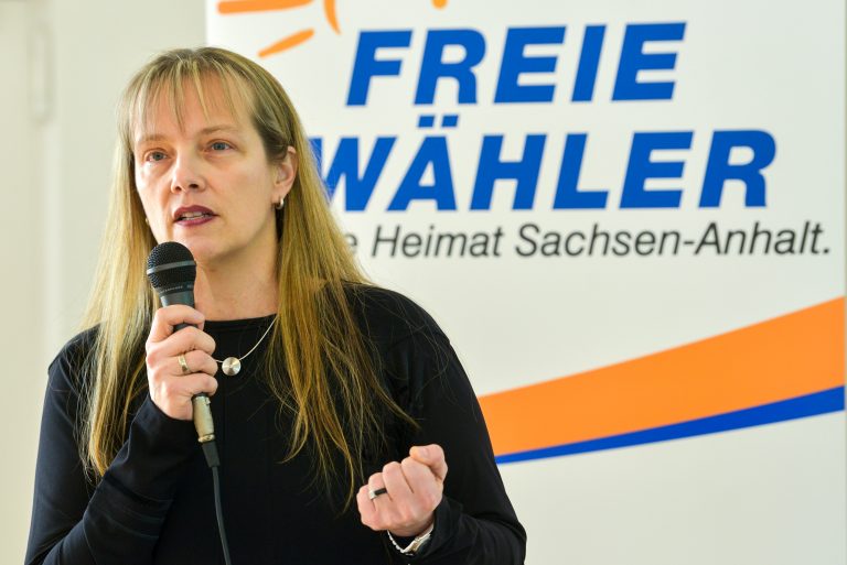 Die Spitzenkandidatin der Freien Wähler in Sachsen-Anhalt, Andrea Menke, kämpft um den Einzug in den Landtag Foto: picture alliance/dpa/dpa-Zentralbild | Heiko Rebsch