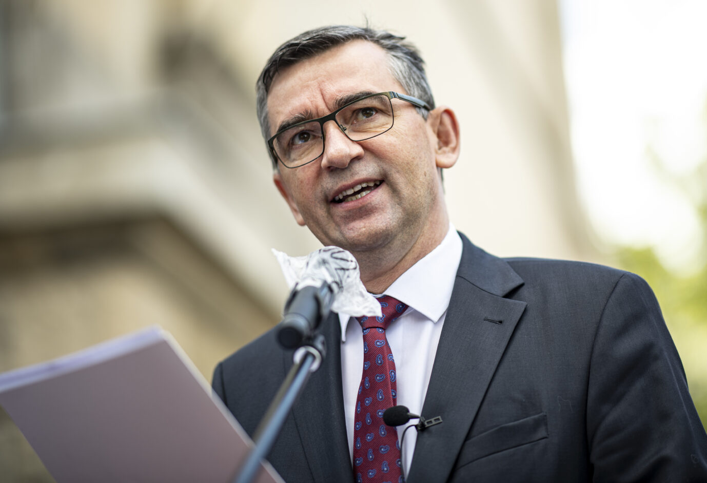 Polens Botschafter Andrzej Przylebski verteidigt Ungarn gegen Kritik an dessen Homosexuellen-Gesetz Foto: picture alliance/dpa | Fabian Sommer