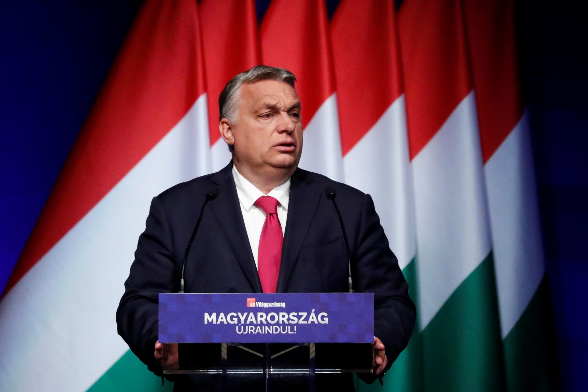 Die Partei Fidesz von Ungarns Ministerpräsident Viktor Orbán will Homo-Werbung verbieten Foto: picture alliance / REUTERS | Bernadett Szabo