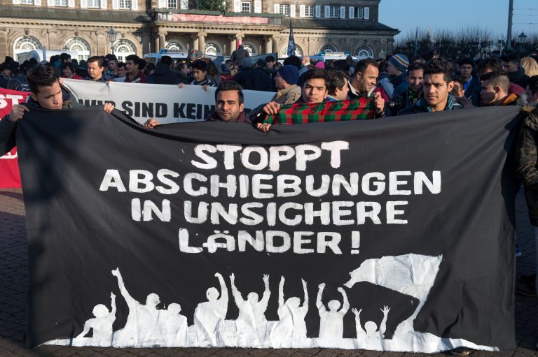Demonstration gegen Abschiebungen in Bonn