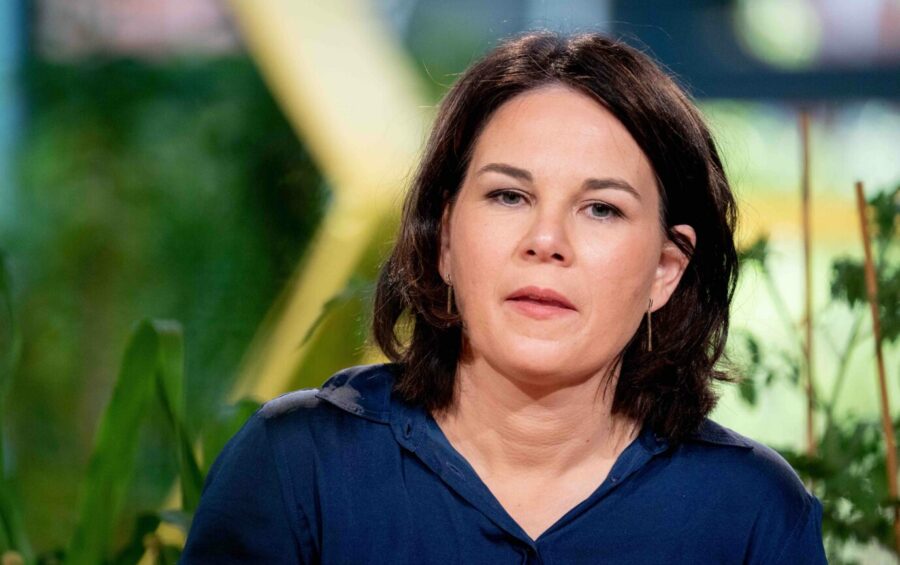 Baerbock-Buch: Von der Wahlkampfmunition zum Rohrkrepierer