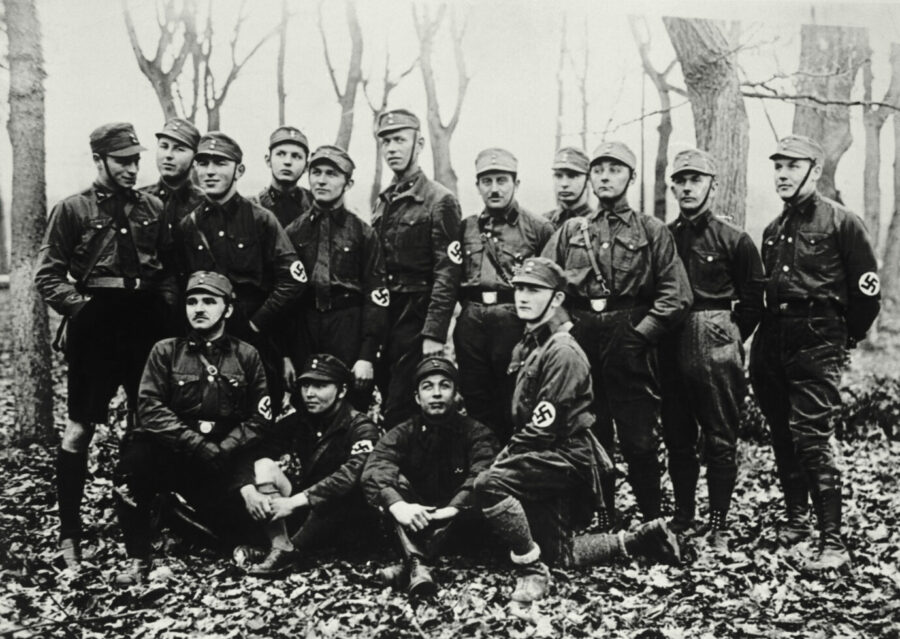 Saalschutz und Staatsstreich