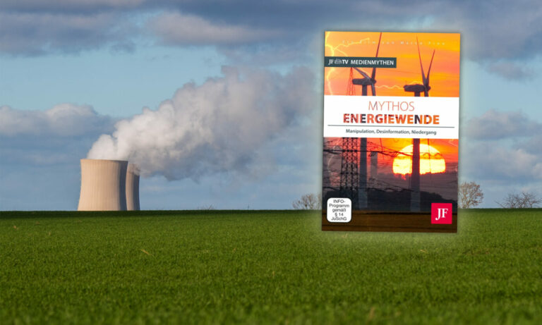 Dampf steigt aus den Kühltürmen des Atomkraftwerks (AKW) Grohnde im Landkreis Hameln-Pyrmont auf /JF-Film „Mythos Energiewende“