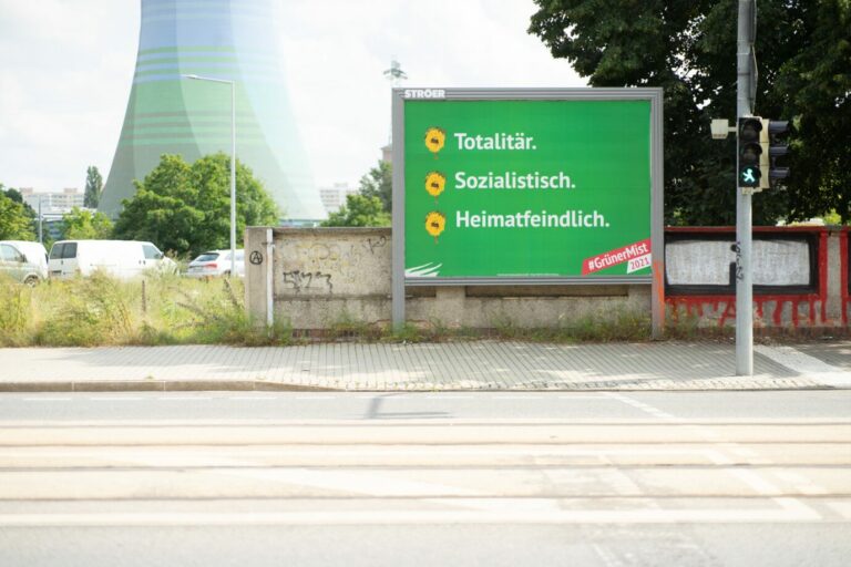 Kampagne gegen Grüne in 50 deutschen Großstädten